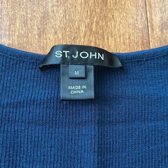 ST John Knit Tank Size M - Picture 5 of 10